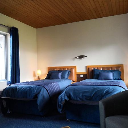 Forge Motel & Firehouse Restaurant St Clears Exteriör bild
