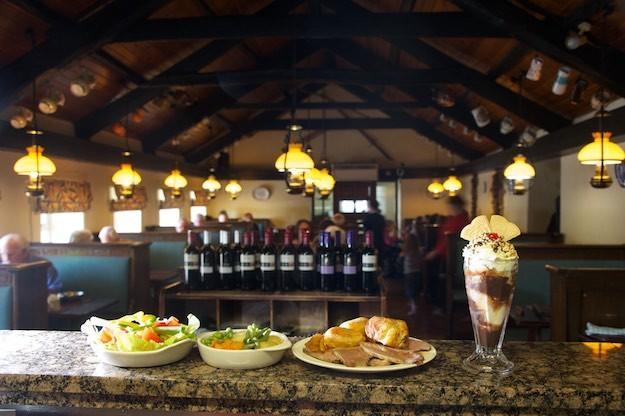 Forge Motel & Firehouse Restaurant St Clears Exteriör bild
