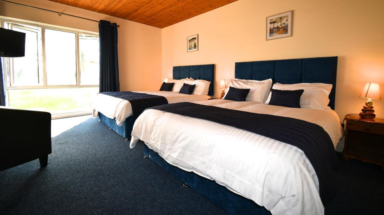 Forge Motel & Firehouse Restaurant St Clears Exteriör bild